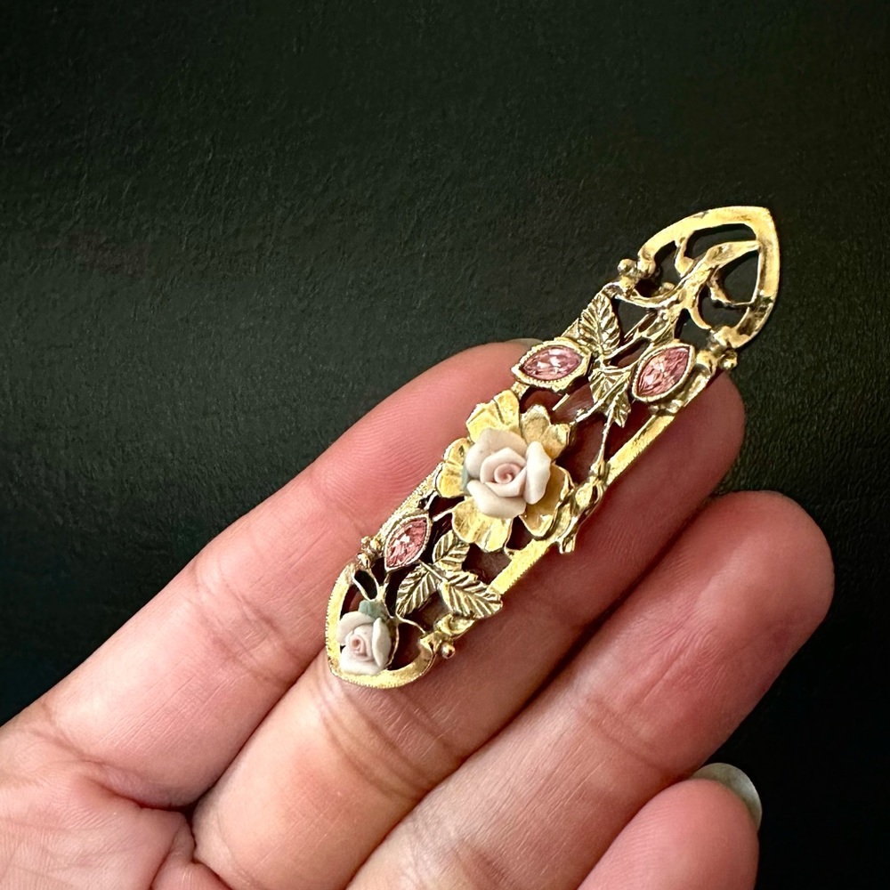 Vintage 1980s Gold Tone Bar Pin Pink Roses and Crystal Brooch Floral Victorian